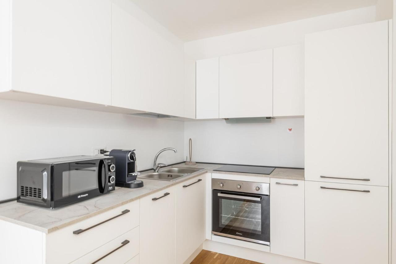 Easylife - Stile E Comfort A Due Passi Da Centrale Мілан Екстер'єр фото