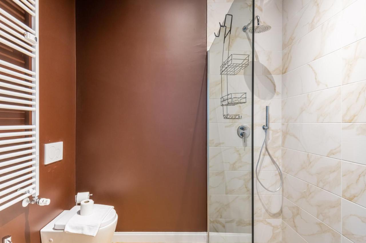 Easylife - Stile E Comfort A Due Passi Da Centrale Мілан Екстер'єр фото
